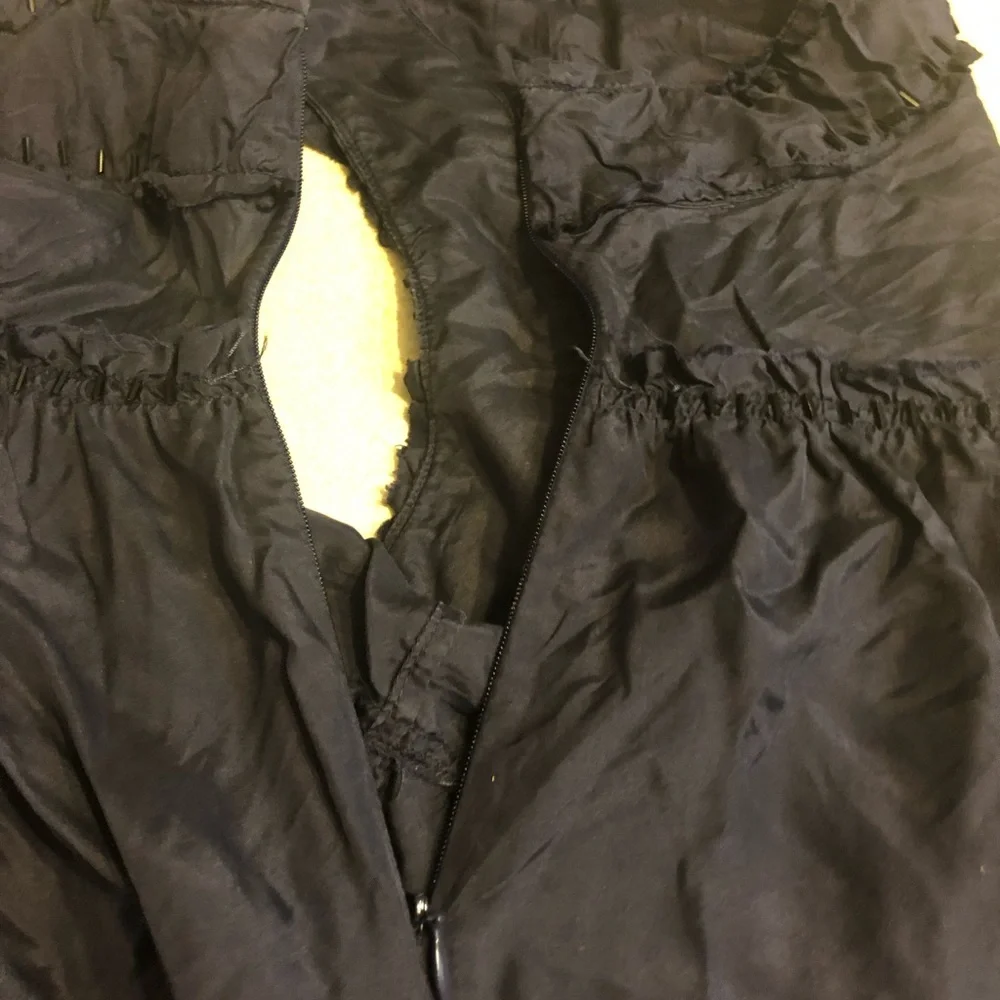 Banana Republic Silk Camisole - Picture 9 of 10